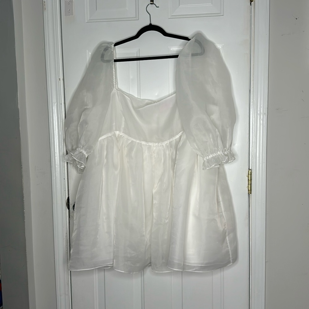 Selkie puff ivory dress size 5x